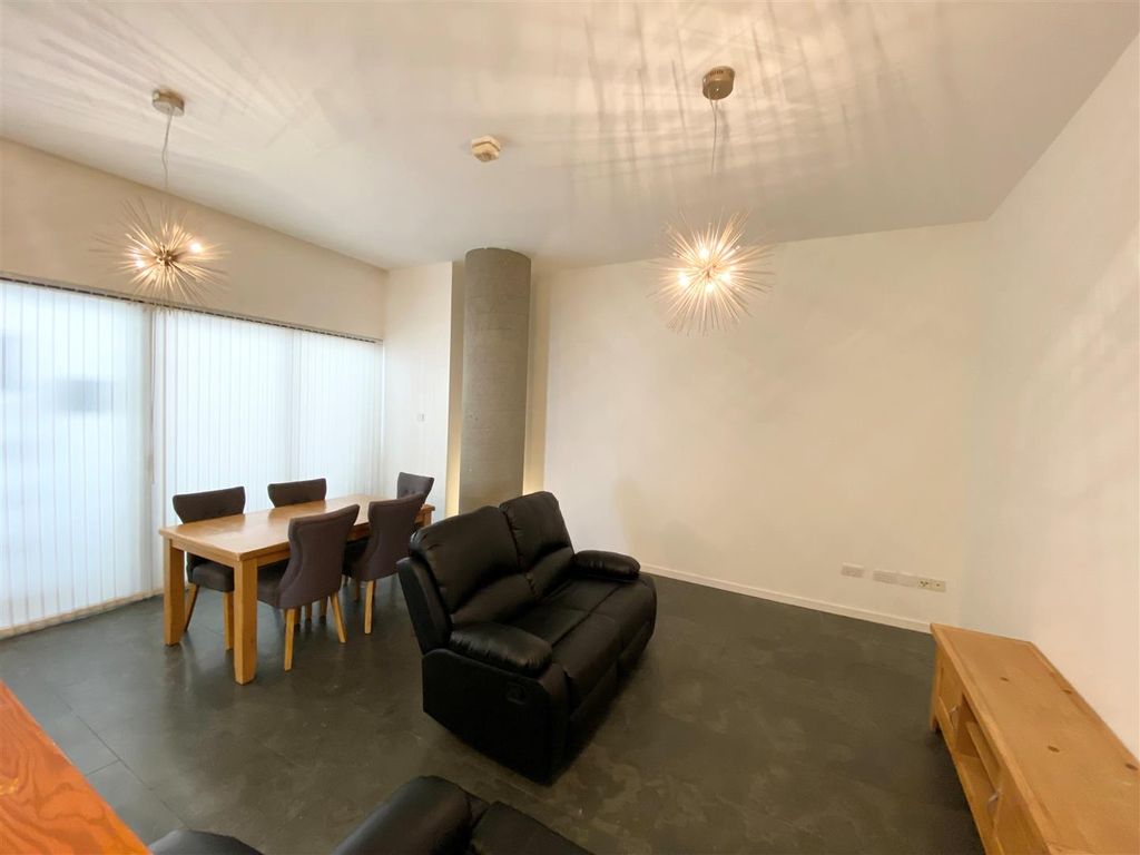 Property photo 2 of 12 1.Jpg