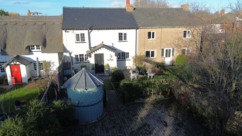 Property photo 2 of 30