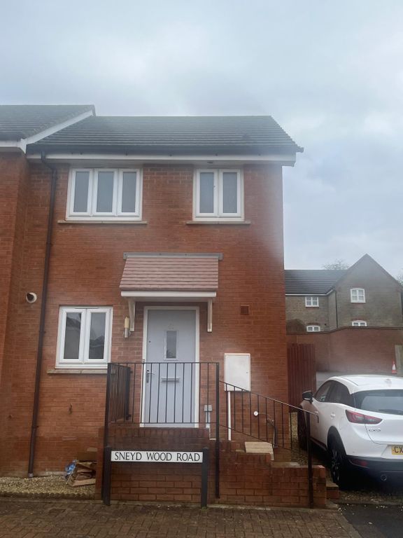 Property photo 2 of 14