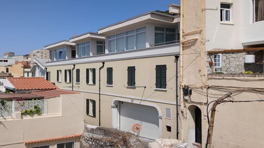 Property photo 1 of 1 Exterior