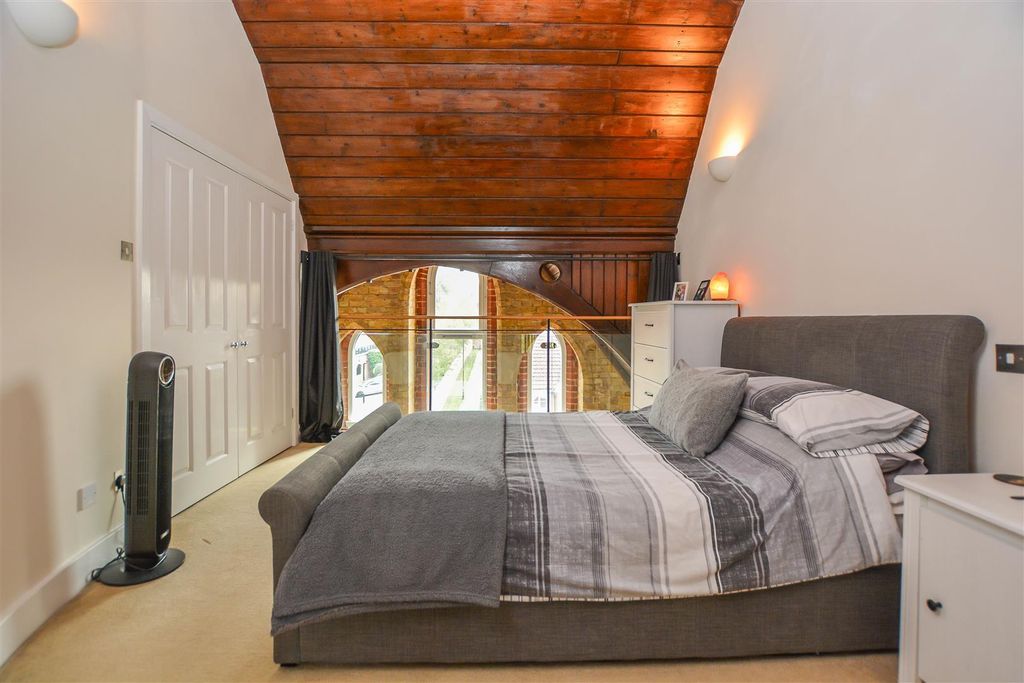 Additional image 9 of 1 bed flat for salePastoral Way, Warley, Brentwood CM14