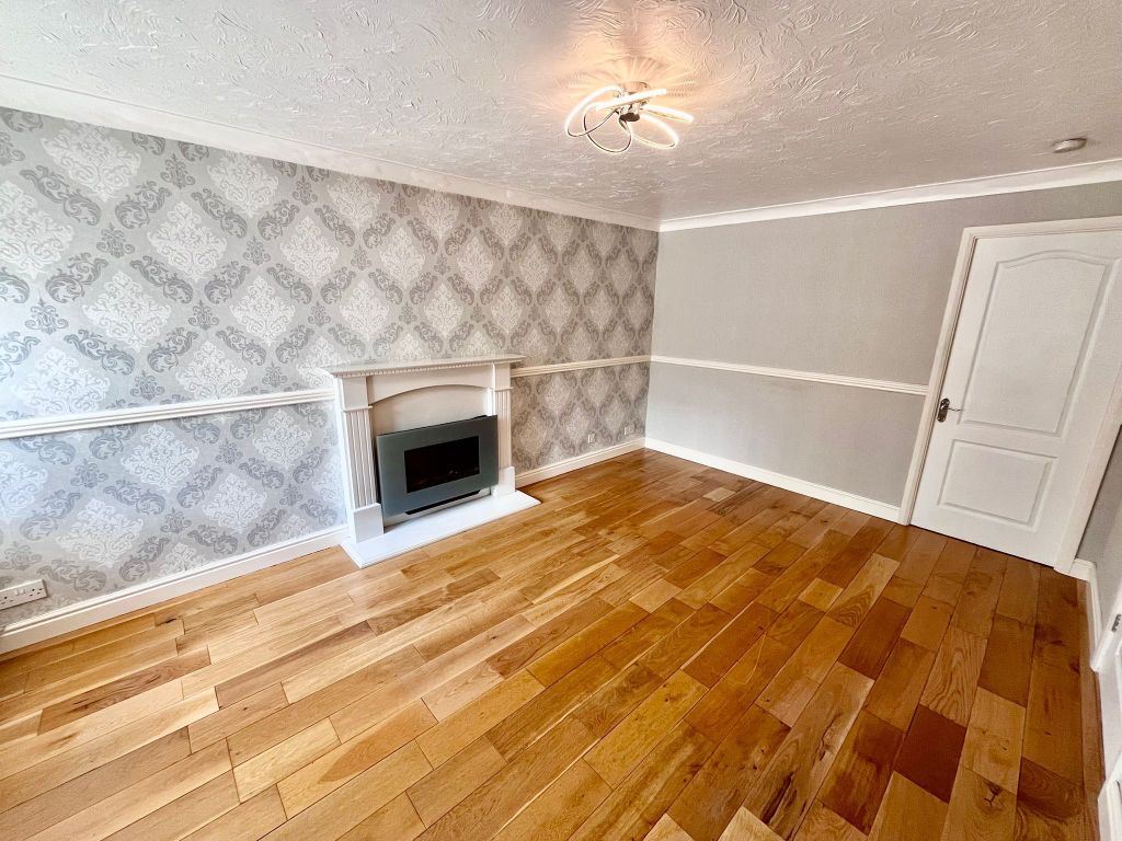Property photo 2 of 26