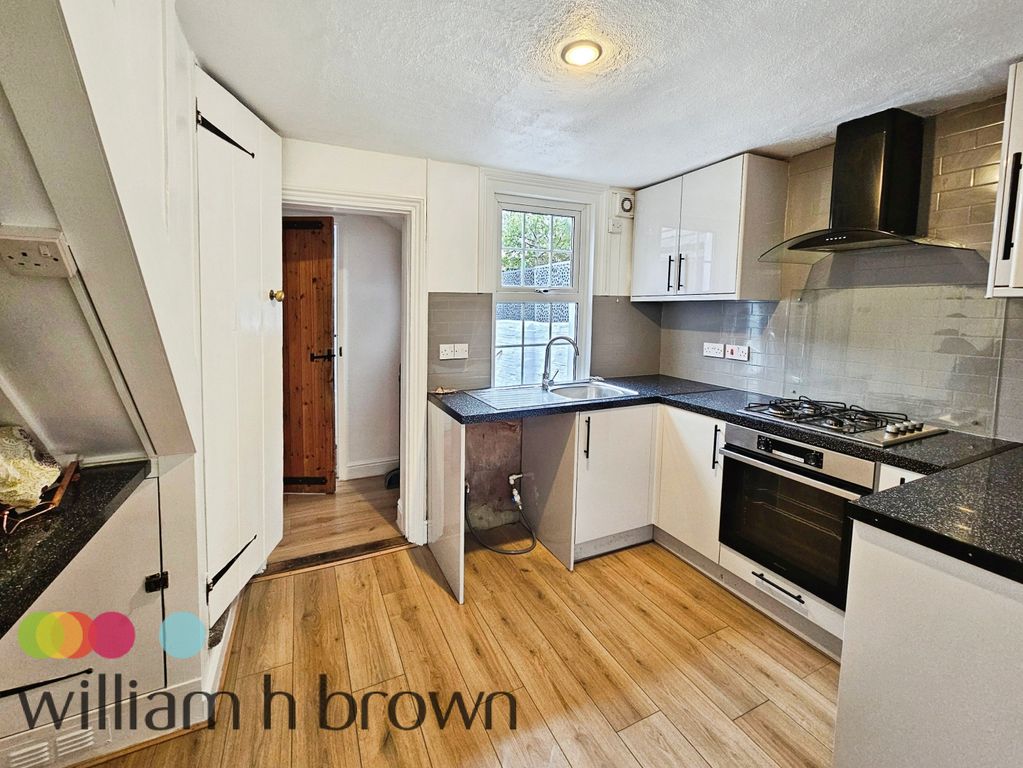 Property photo 3 of 7 Image