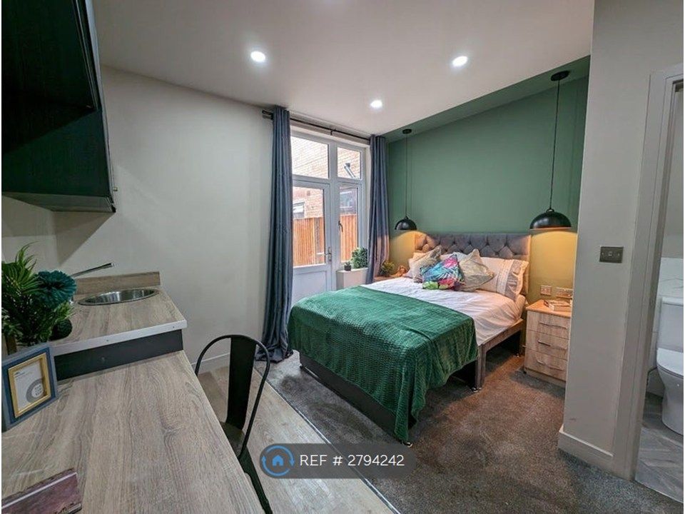 Property photo 3 of 8