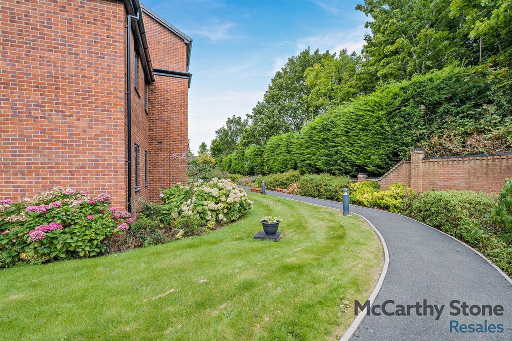 Additional image 28 of 1 bed flat for saleBurlington Gardens, Leyland PR25