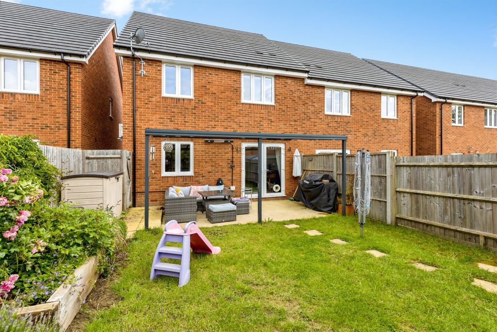 Property photo 2 of 19