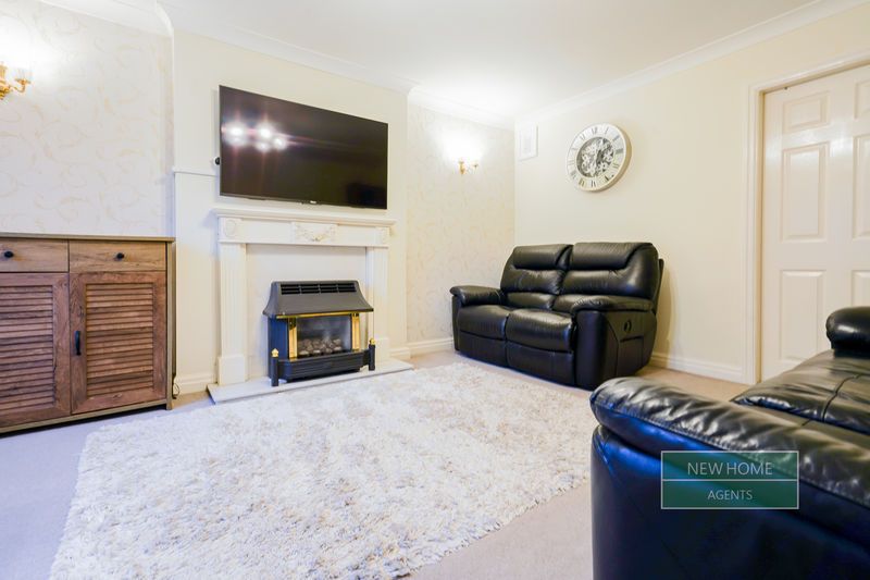 Property photo 3 of 19 Photo 17