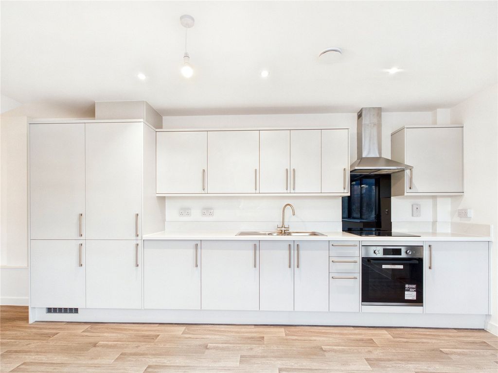 Property photo 2 of 12 Picture No. 01