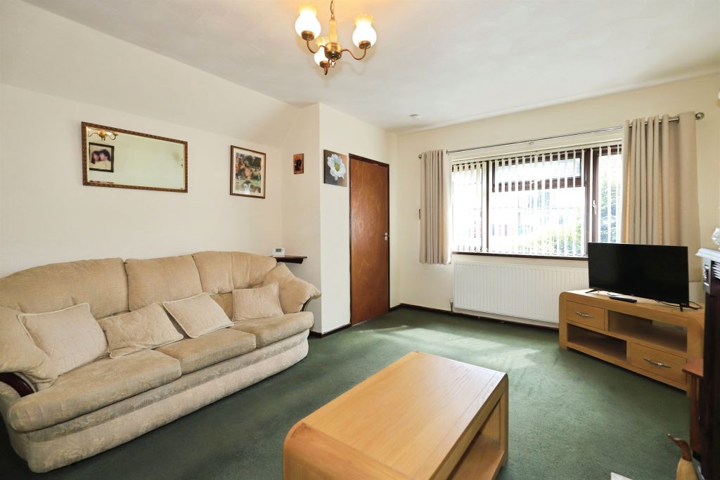 Property photo 3 of 18