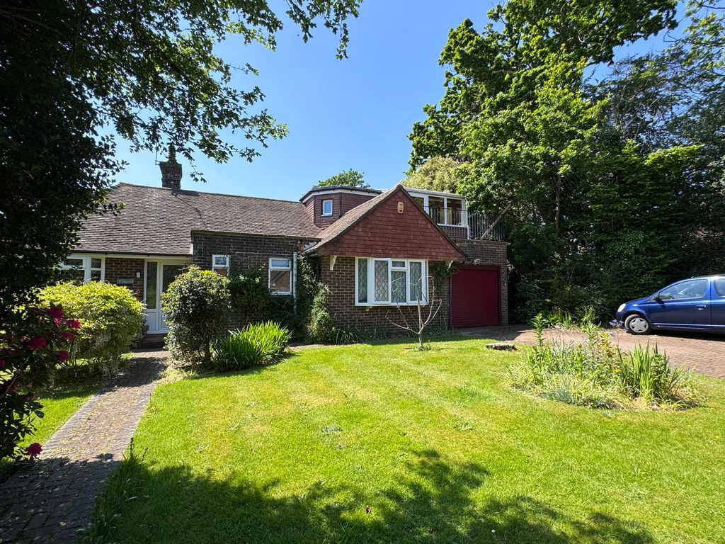 Property photo 1 of 27