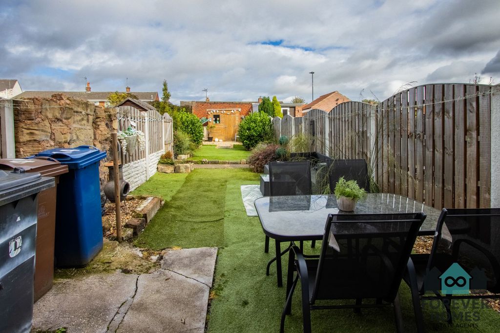 Property photo 2 of 19