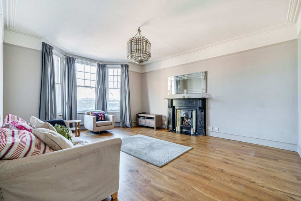 Property photo 1 of 7 2