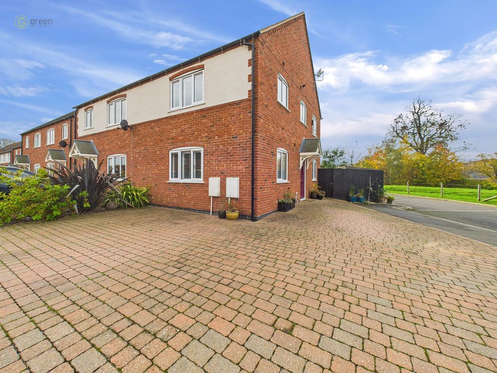 Property photo 1 of 42