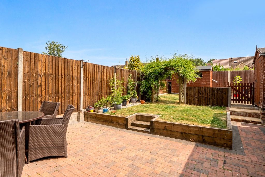 Property photo 2 of 12