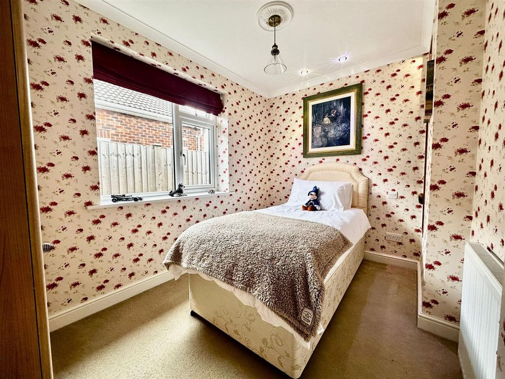 Additional image 10 of 2 bed detached bungalow for saleParkgate, Knutsford WA16