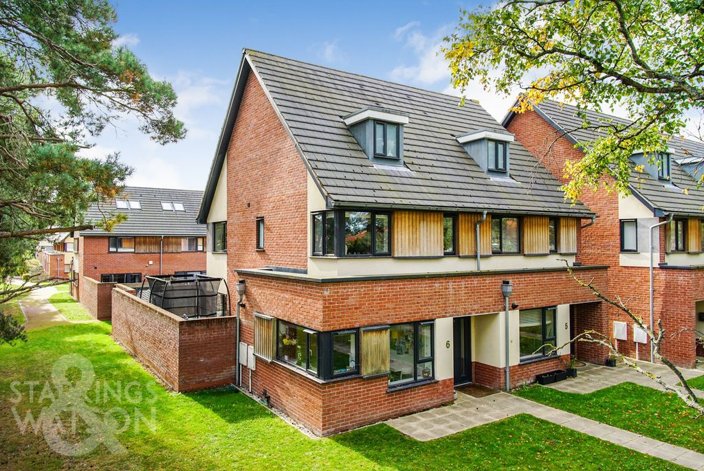 Property photo 1 of 31