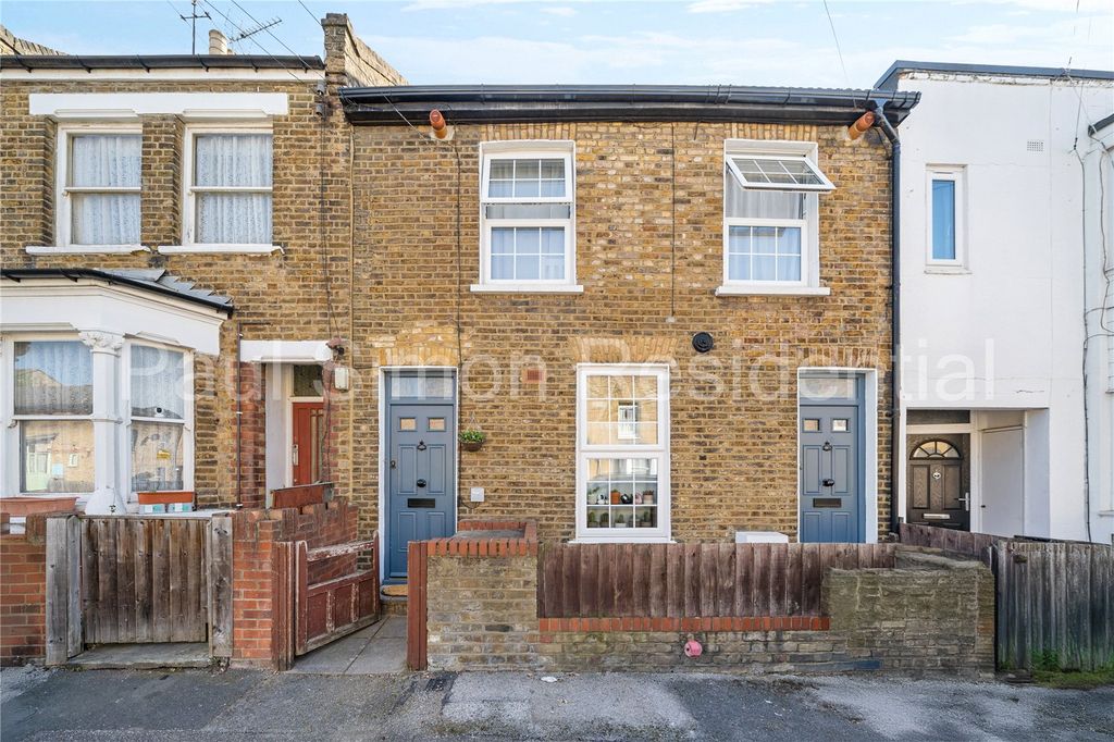 Property photo 1 of 12 Picture No. 15