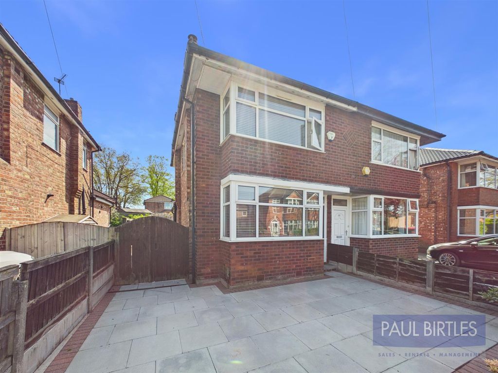 Property photo 1 of 18 Cam01301G0-Pr0757-Still034.Jpg