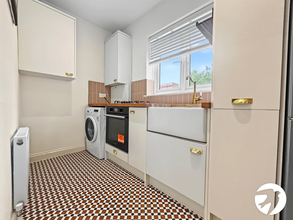 Property photo 3 of 10 Picture No. 04