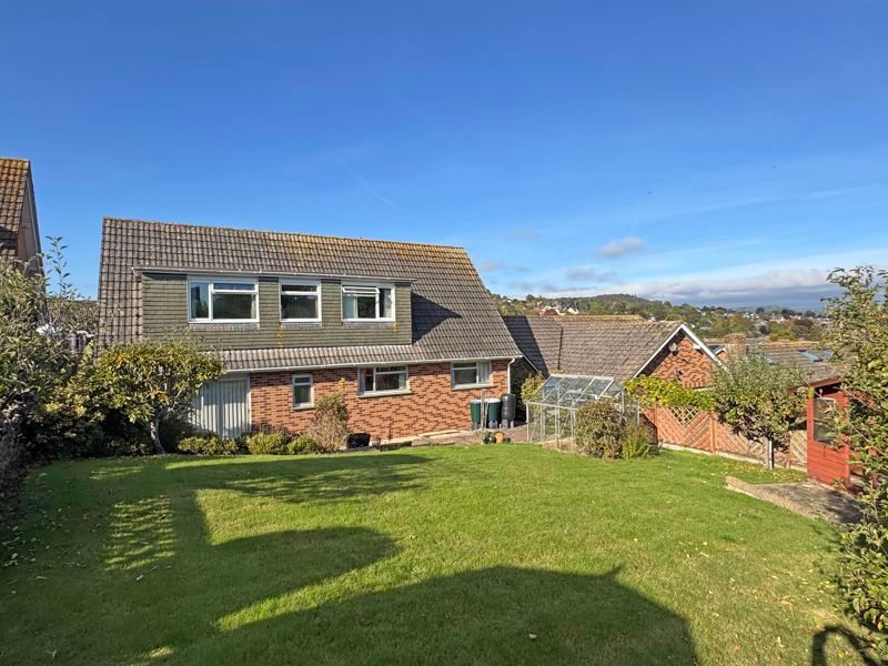 Property photo 3 of 17 Photo 2