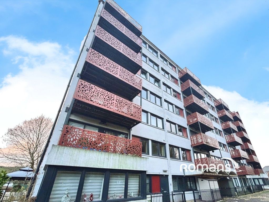 Property photo 1 of 8 Picture No. 14