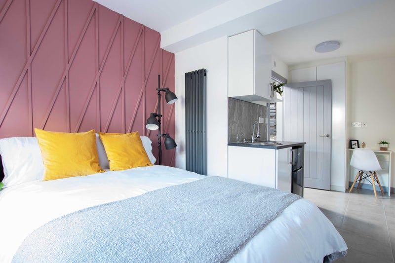 Property photo 1 of 9