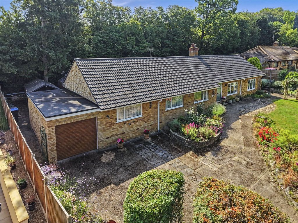 Property photo 1 of 25 Picture No. 27
