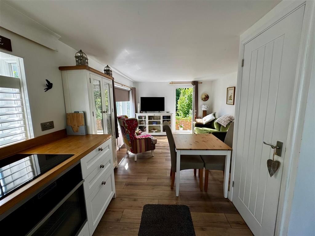 Property photo 1 of 13 Kitchen/Diner/Lounge