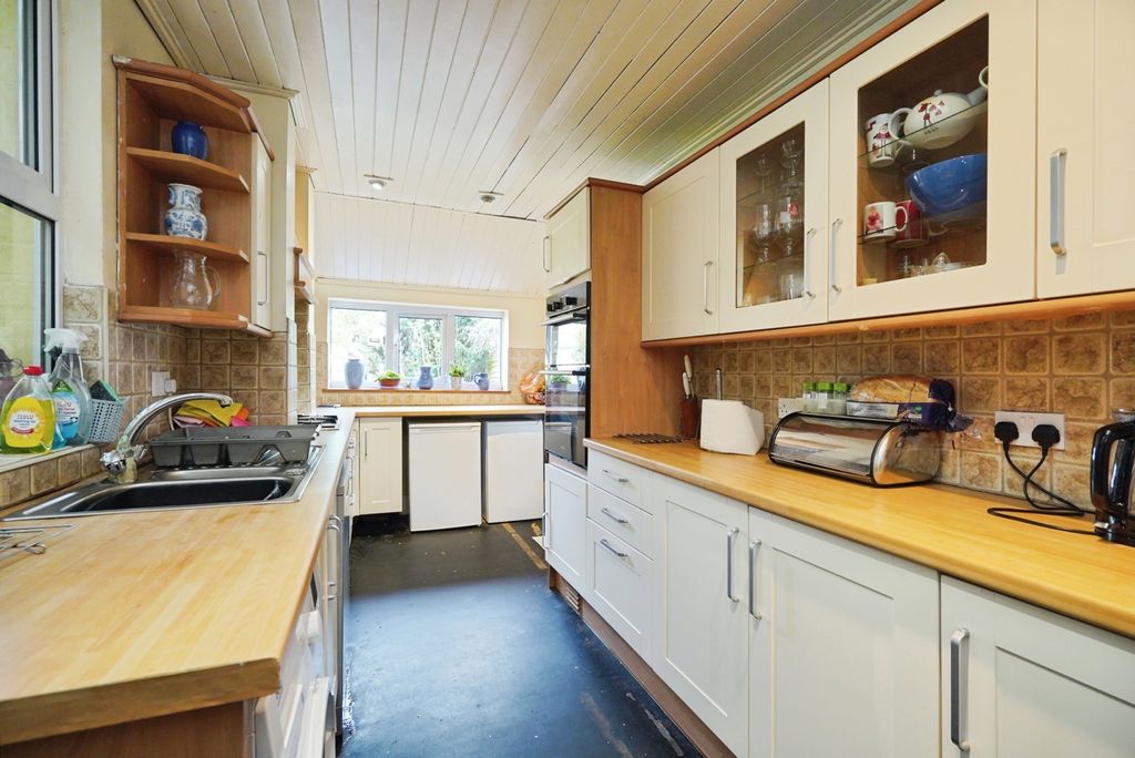 Additional image 4 of 3 bed semi-detached house for saleMelbourne Road, Ibstock, Leicestershire LE67