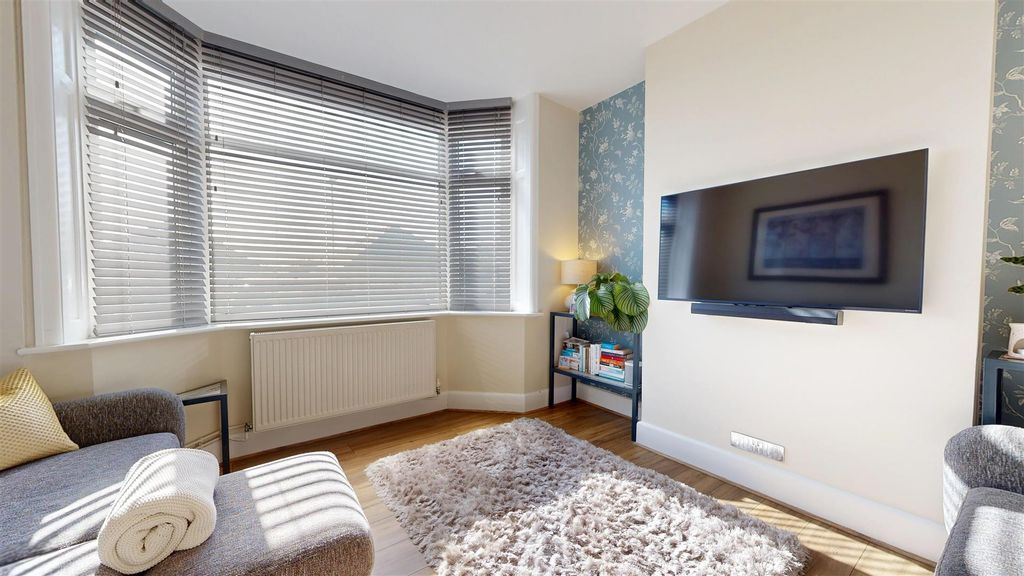 Property photo 3 of 23 3-Hillbourne-Road-10132026_141722.Jpg