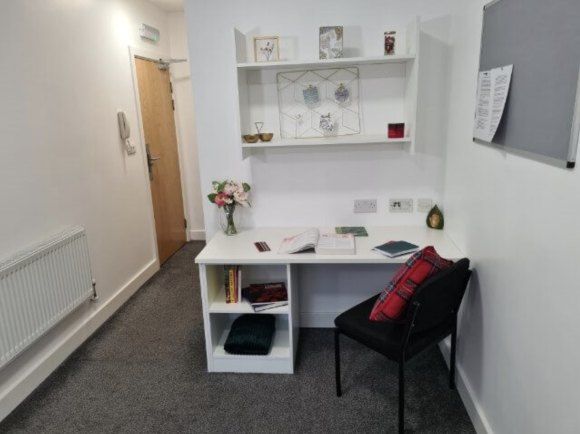 Property photo 2 of 6 8980287.Png