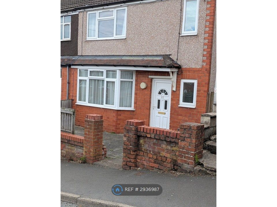 Property photo 1 of 35