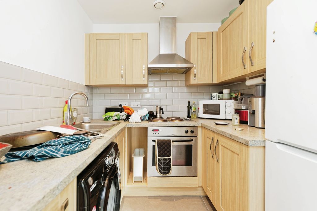 Property photo 3 of 17 Photography