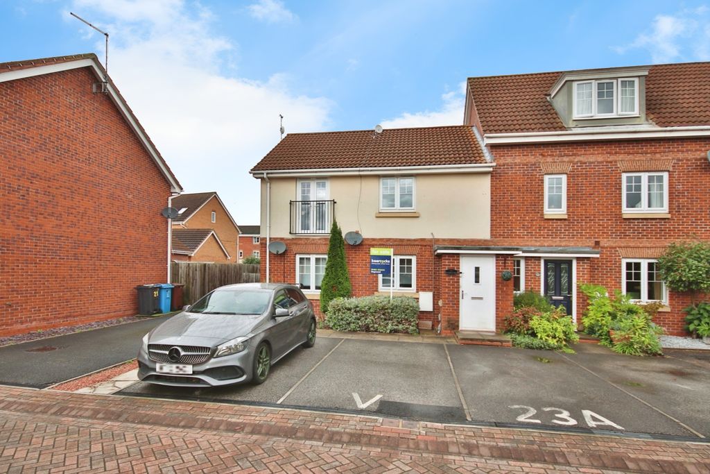 Property photo 1 of 13 3593071