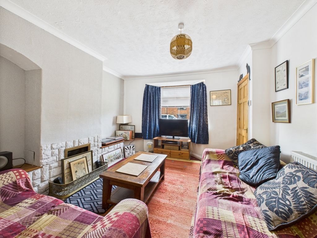 Property photo 3 of 9 Cam02313G0-Pr0093-Still002