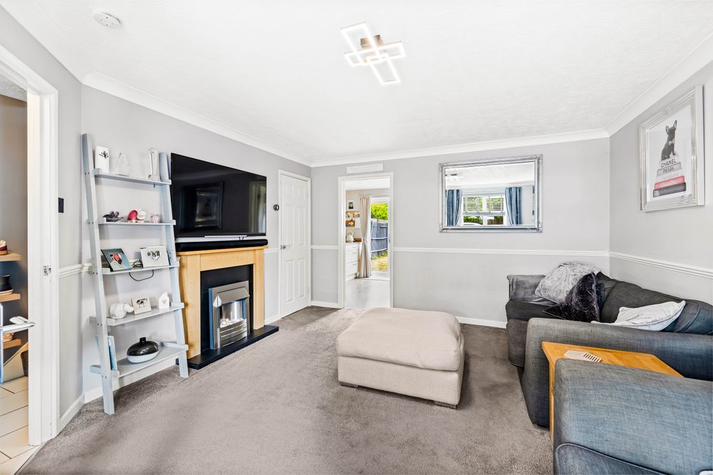 Property photo 3 of 13 Image8.Jpg