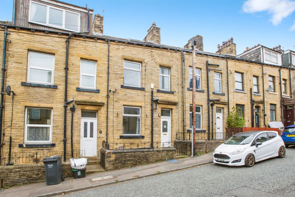 Property photo 1 of 16