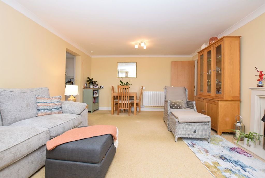 Property photo 3 of 8