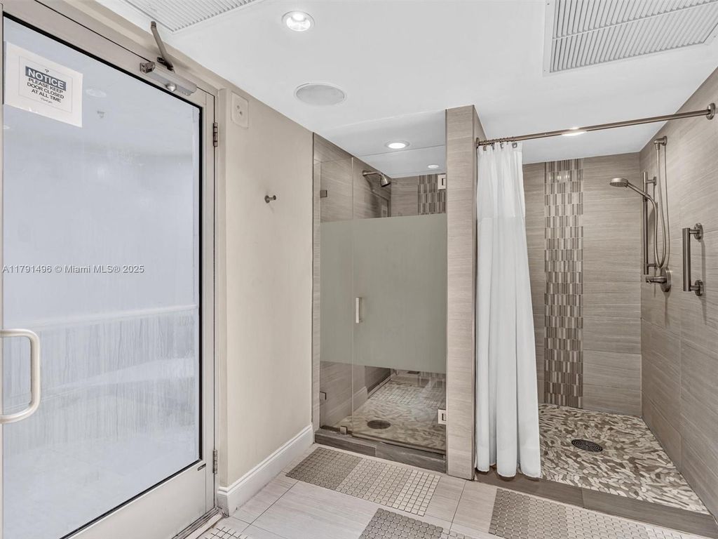 Property photo 3 of 3 <Alttext/>