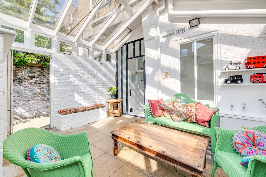 Property photo 1 of 12 Picture No. 24