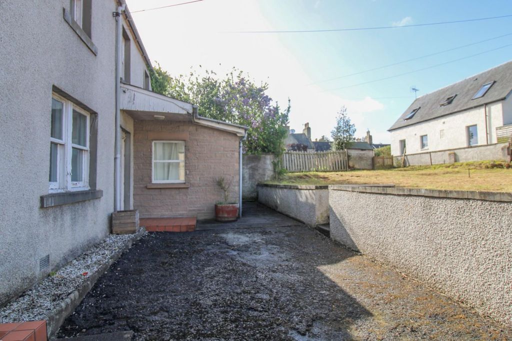 Property photo 2 of 19 Driveway-2..Jpg