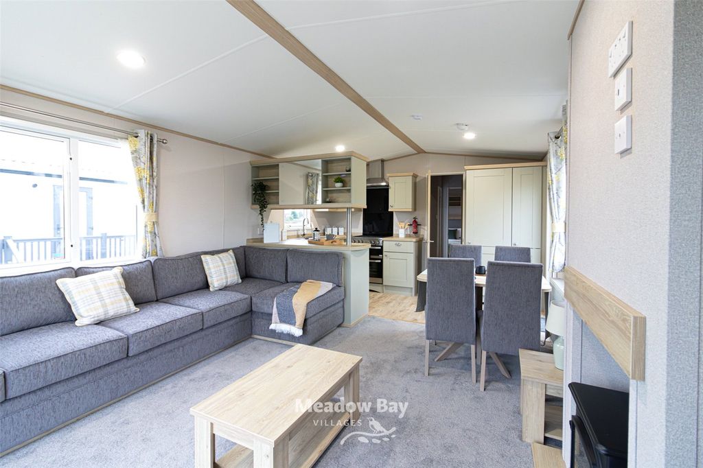 Property photo 2 of 13 Picture No. 02