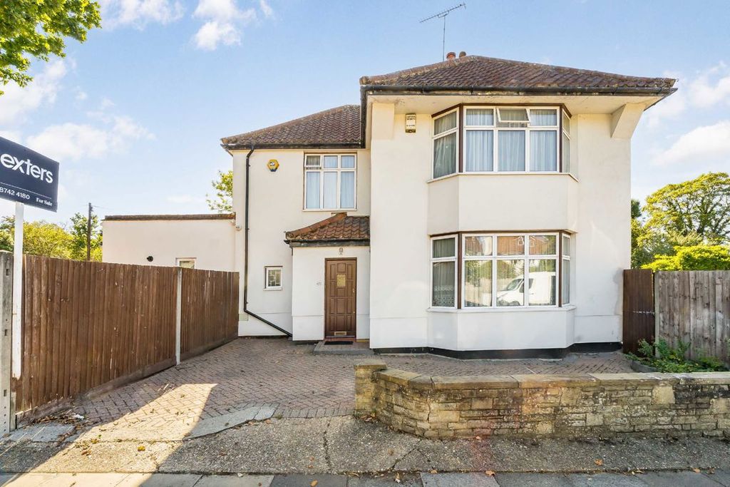 Property photo 1 of 9