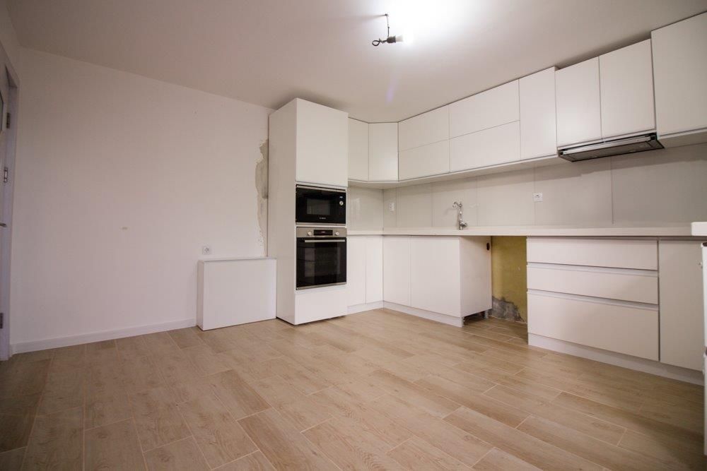 Property photo 1 of 26