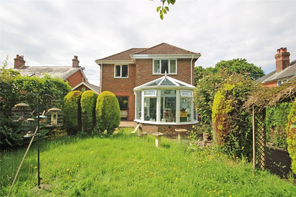 Property photo 2 of 16 Picture No. 23