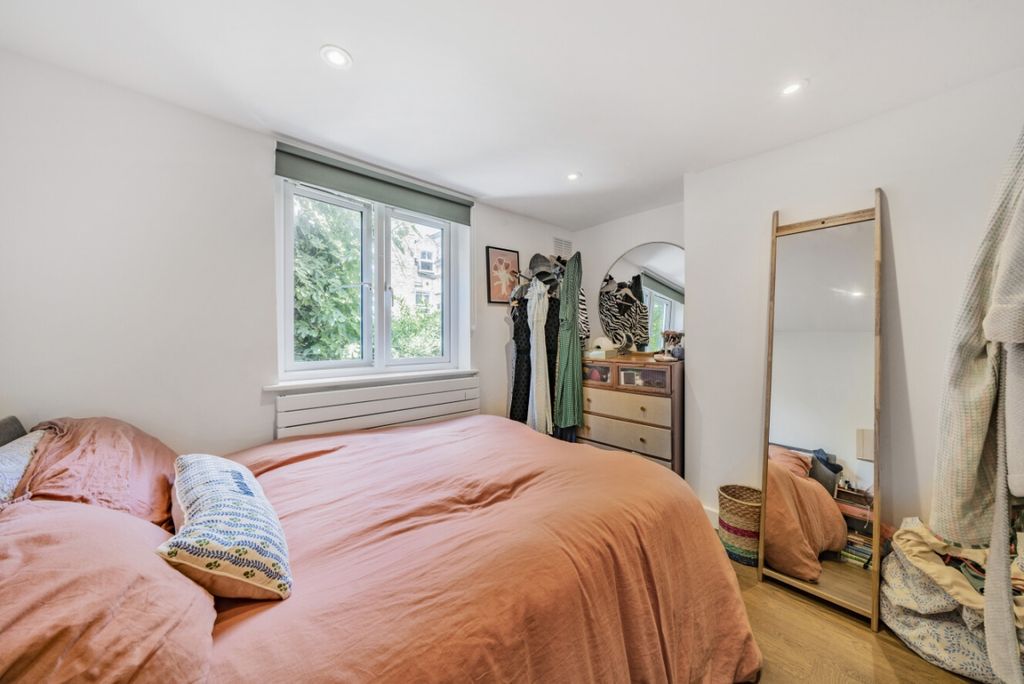 Property photo 3 of 8 1160144 (6)