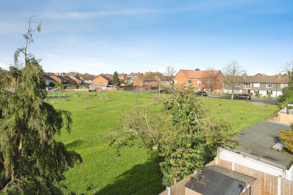 Property photo 3 of 14