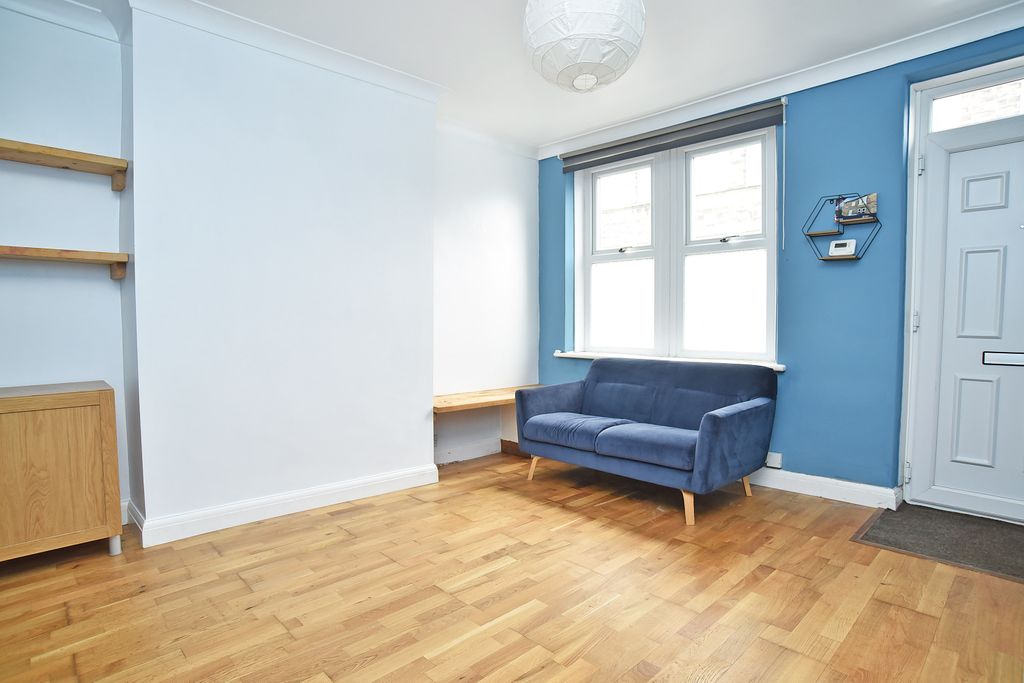 Property photo 2 of 9 2