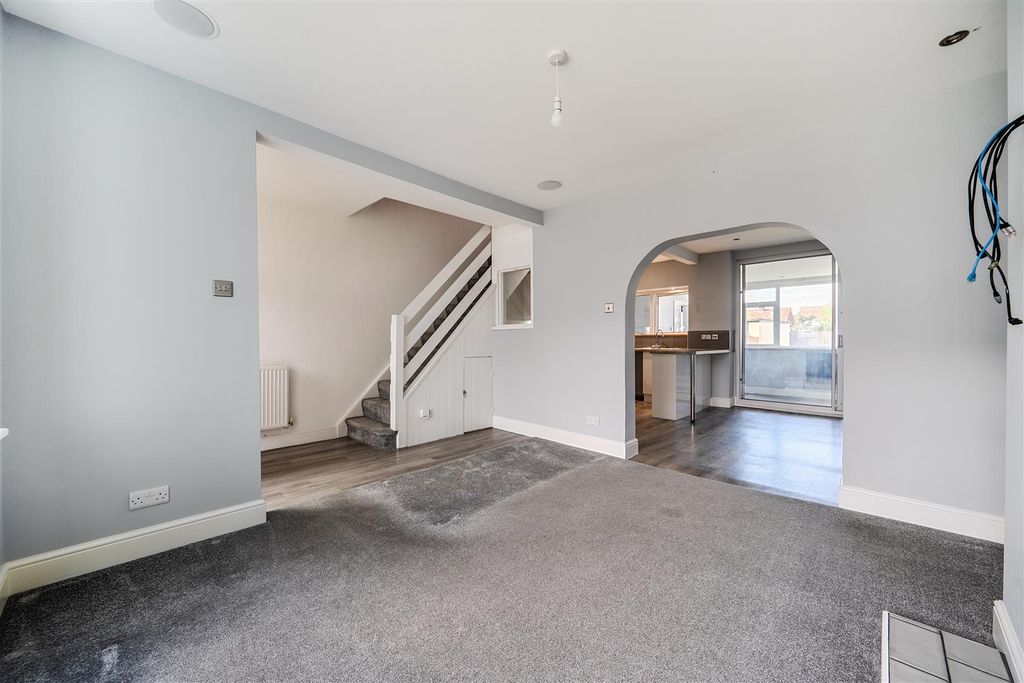 Property photo 3 of 16 Reception Room