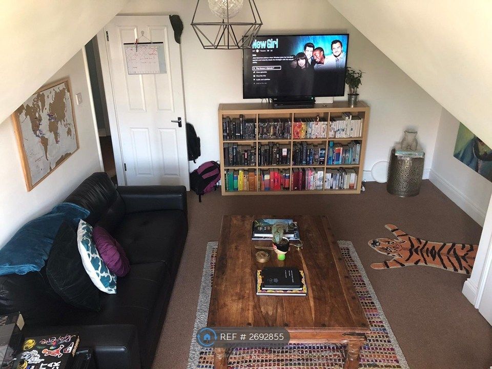 Property photo 3 of 21